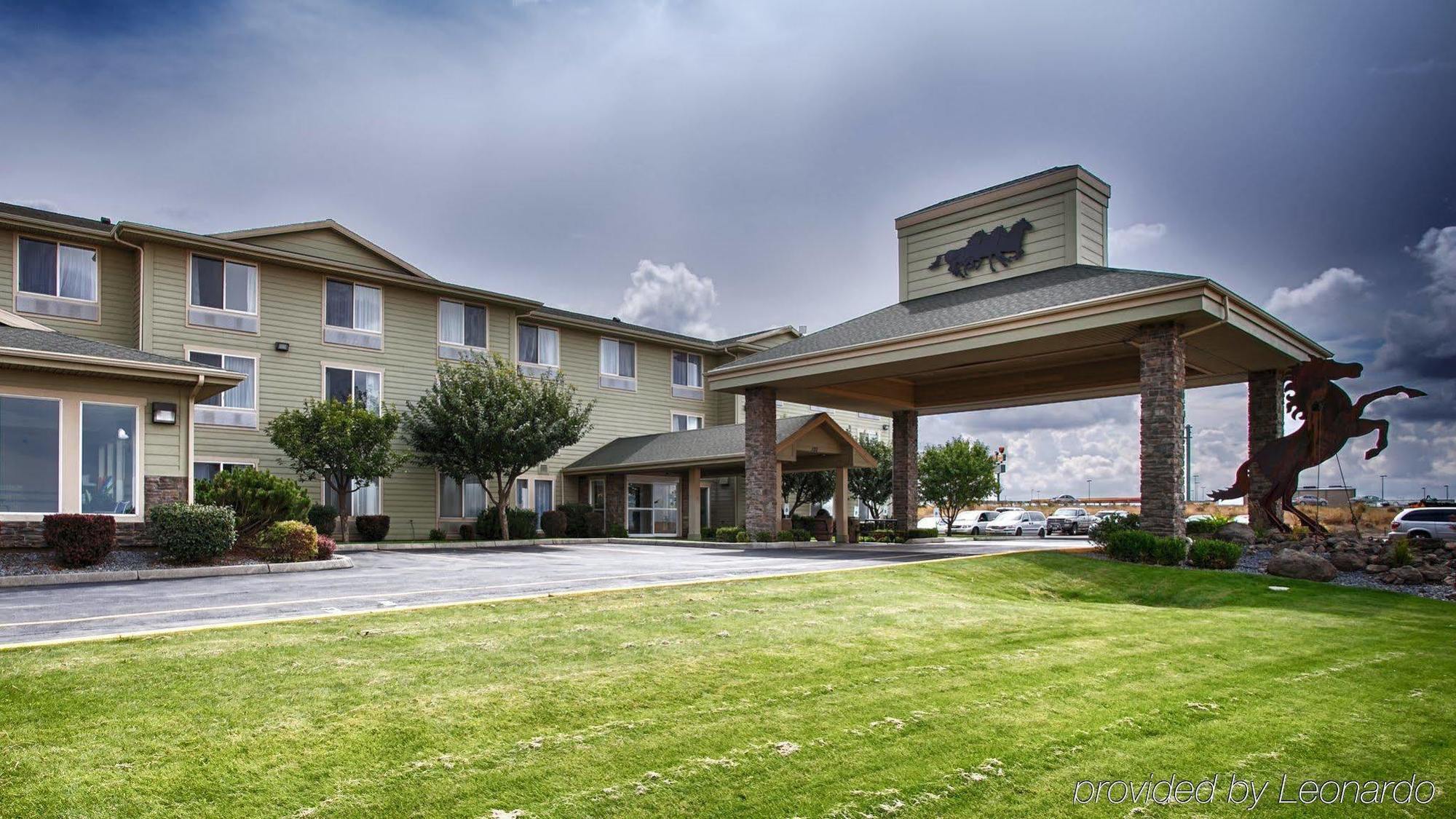 Best Western Bronco Inn Ritzville Exterior photo